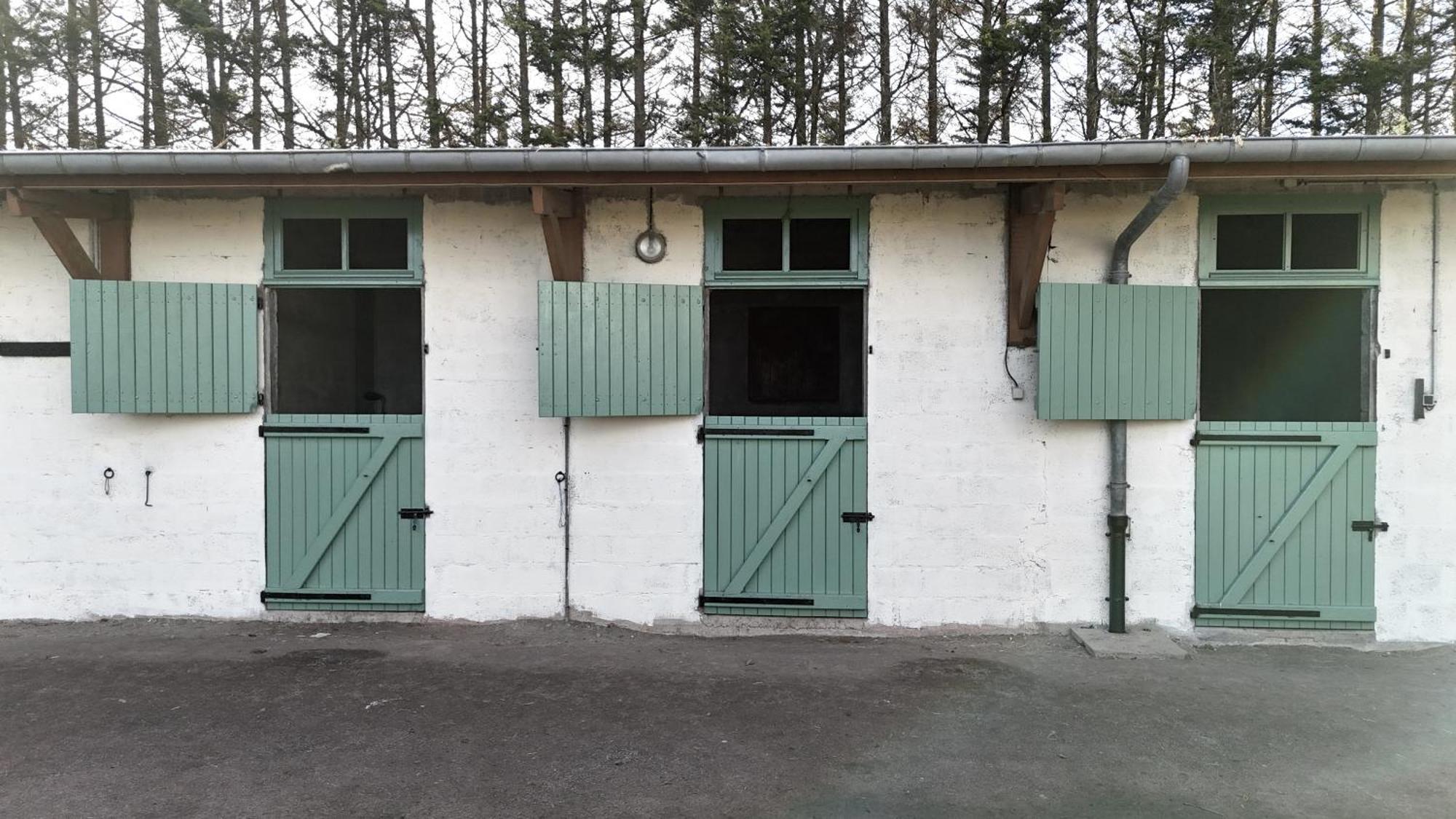 Domaine Des Cypres Bed & Breakfast Saint-Sauveur-Villages Exterior foto